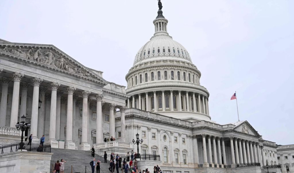 Republicans Warn of Pain Ahead as US Shutdown Enters Second Week 2 republicans warn of pain ahead as us shutdown enters second week Republicans Warn of Pain Ahead as US Shutdown Enters Second Week