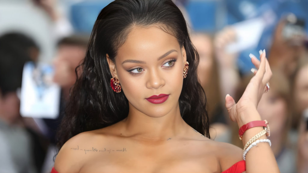 rihannas anti reaches 500 weeks on billboard 200 setting a historic benchmark Rihanna’s ‘Anti’ Reaches 500 Weeks on Billboard 200, Setting a Historic Benchmark