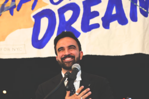 Rising Leftist Star Mamdani Set to Shake Up US Politics with New York Win