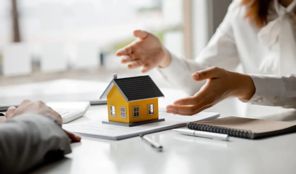 rising property values drive singapore insurance growth Rising Property Values Drive Singapore Insurance Growth