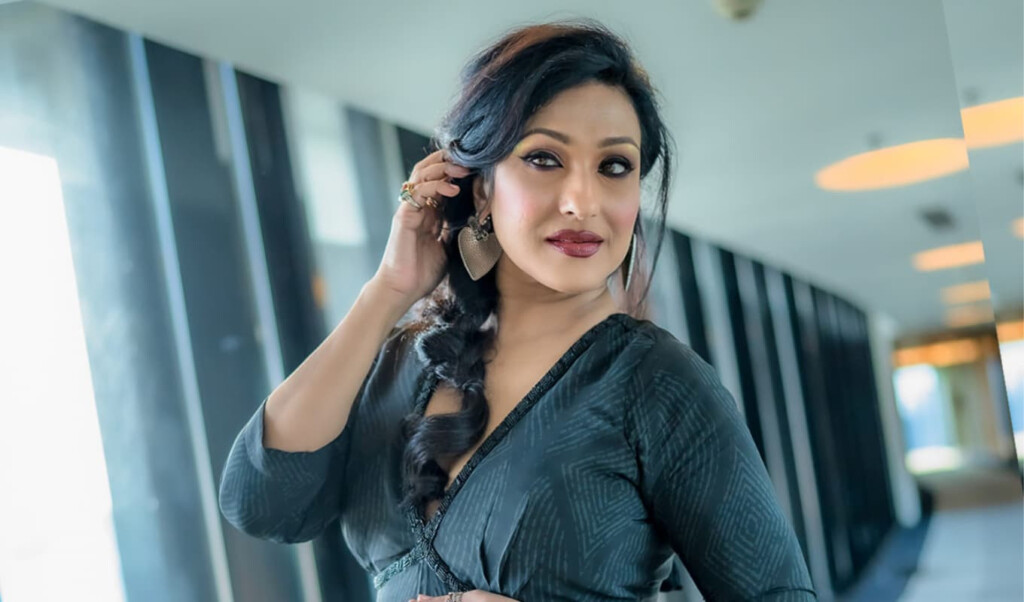 rituparna sengupta chooses art over politics Rituparna Sengupta Chooses Art Over Politics