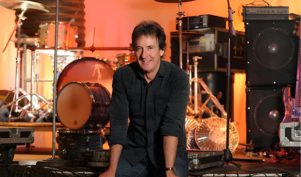 Rob Hirst: A born showman who led Midnight Oil from the back 2 rob hirst a born showman who led midnight oil from the back Rob Hirst: A born showman who led Midnight Oil from the back