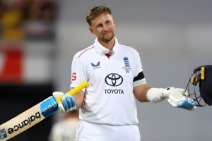 Root Sets Embarrassing Record in Australia