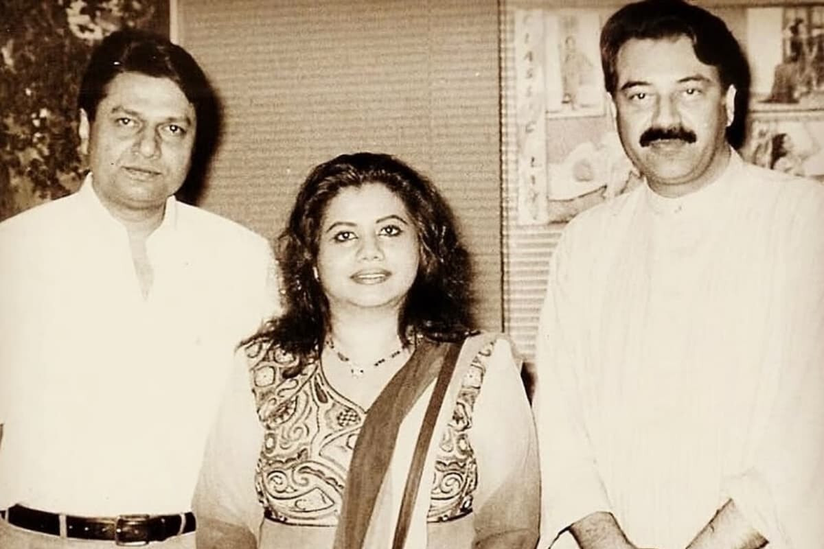 Runa Laila’s Historic Reunion With Two Husbands