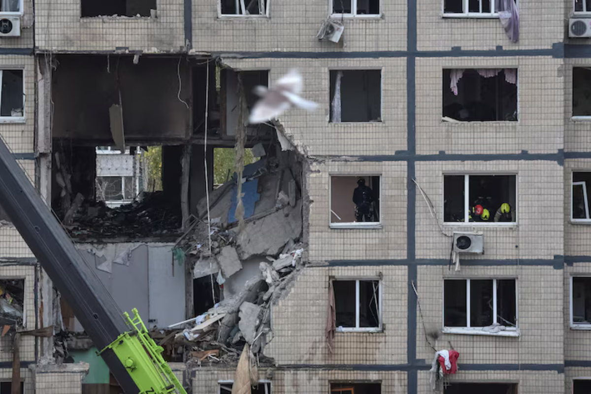 Russian Drone Strikes Kill One in Eastern Ukraine