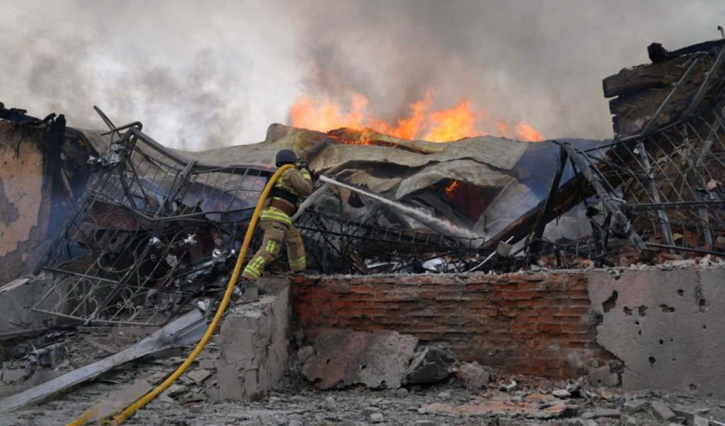 russian strikes kill six and cut power across ukraine Russian Strikes Kill Six and Cut Power Across Ukraine