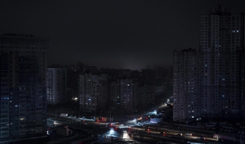 russian strikes leave ukrainian city without power Russian Strikes Leave Ukrainian City Without Power