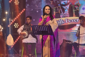 Sabina Yasmin Headlines ‘I-Folk Fever’