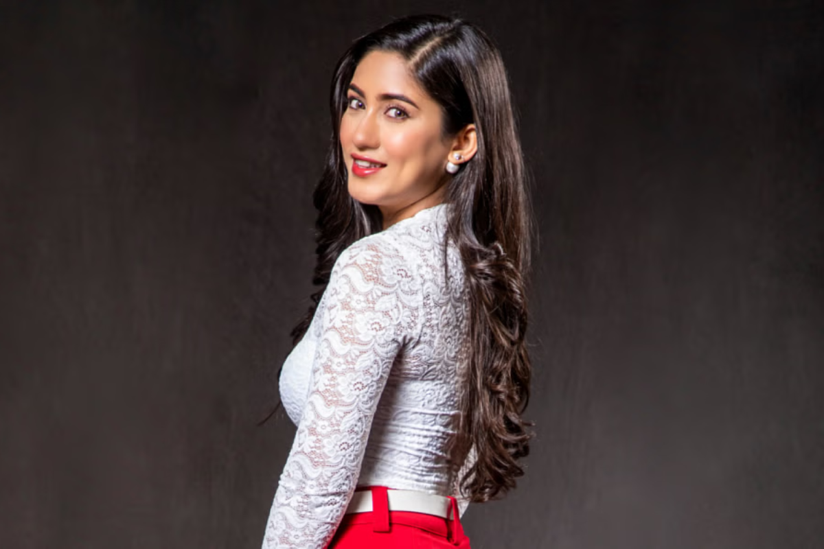 Safa Kabir Receives ‘Best Birthday Gift’ from Her Domestic Helper