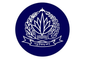 Senior Police Shake-up on Eve of National Elections