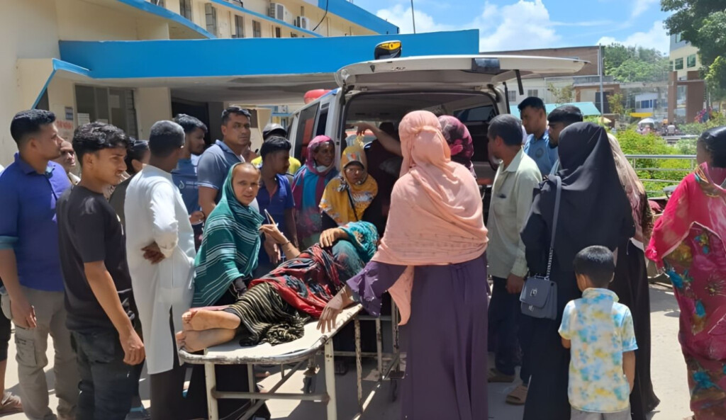 seven injured in clash between two groups over establishing dominance in narail Seven Injured in Clash Between Two Groups Over Establishing Dominance in Narail