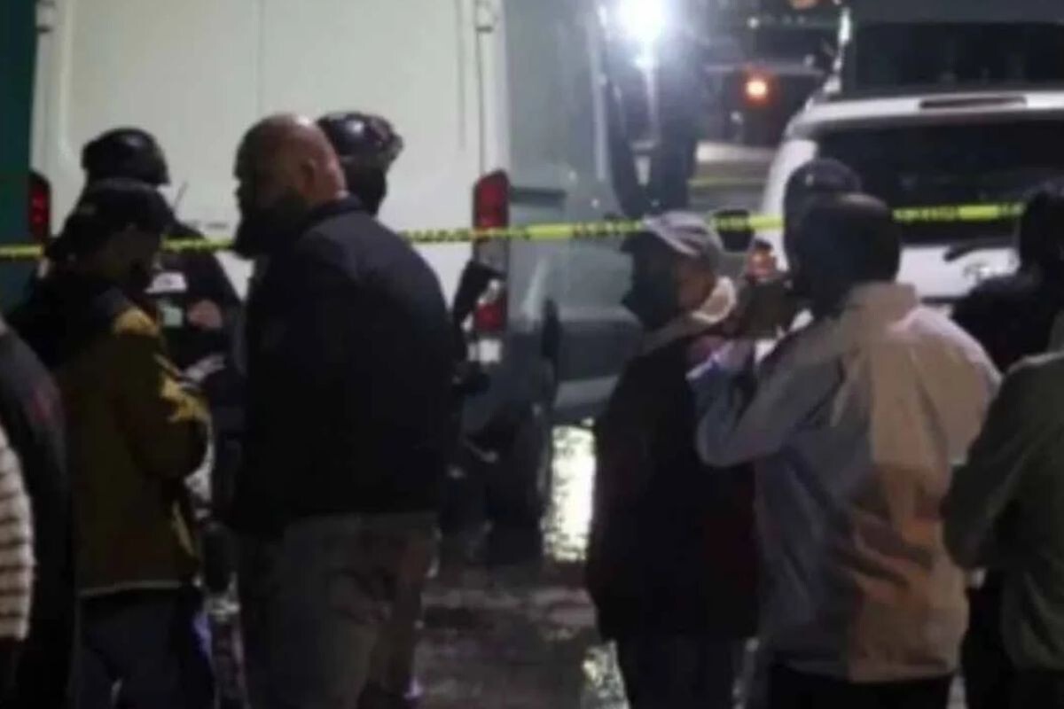 Seven Killed, Five Injured in Armed Attack at Mexican Bar