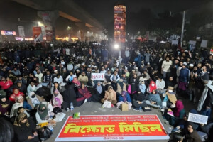 Shahbagh Paralysed as Inquilab Mancha Enforces Nationwide Blockade
