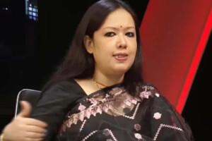 Shaheed Minar Flower Tribute Sparks Political Clash