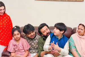 Shakib Khan and Apu Biswas Celebrate Son’s 10th Birthday Together, Video Goes Viral