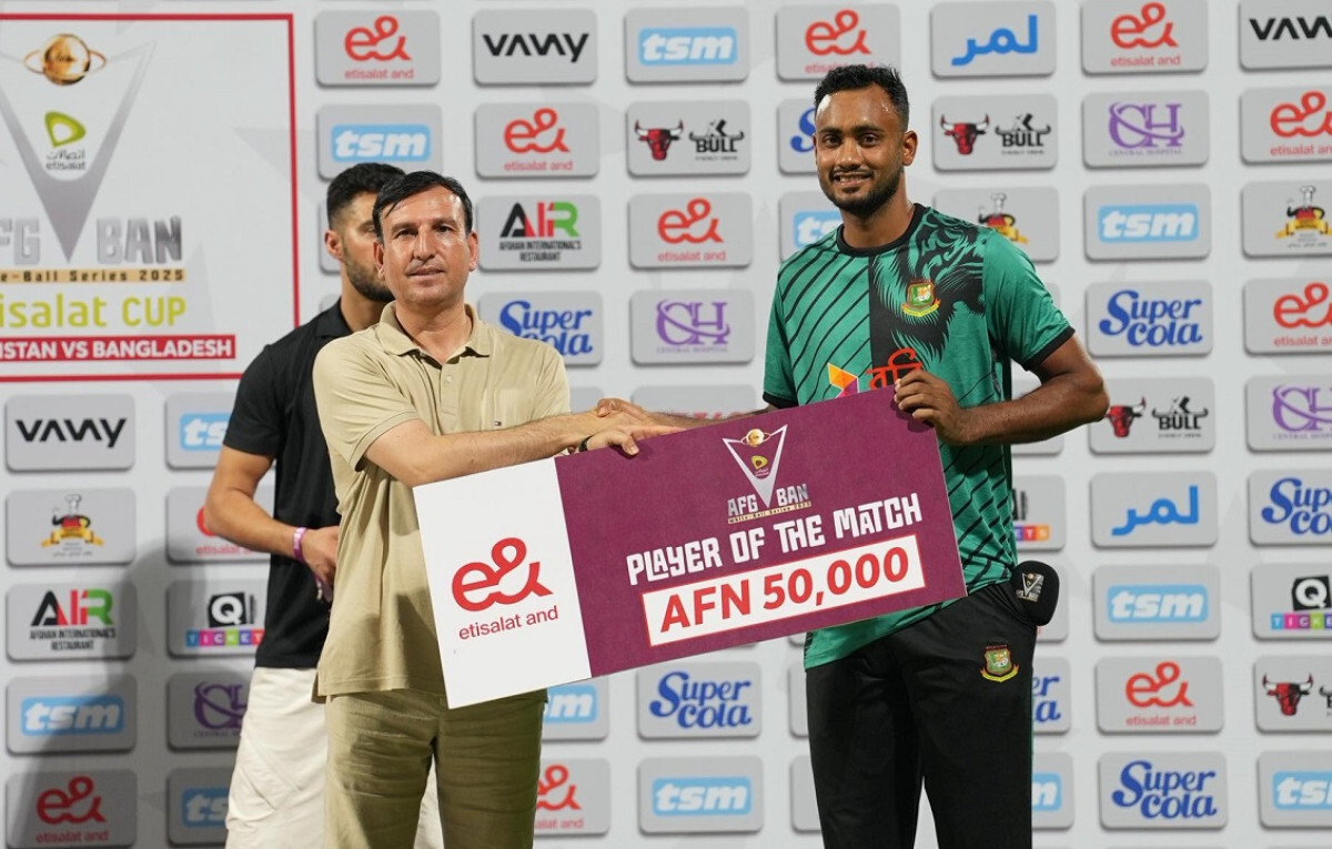 Shariful Sets a Remarkable Example for His Local Community