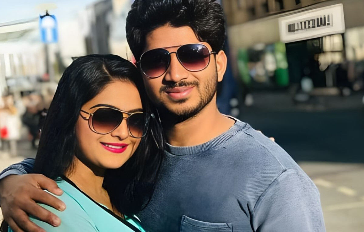 Singer Salma and Husband Sanaullah Announce Separation