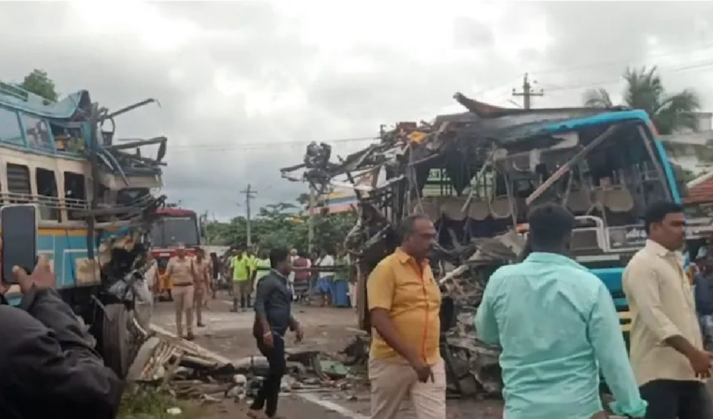 six killed and 28 injured in head on collision between two buses in tamil nadu Six Killed and 28 Injured in Head-on Collision Between Two Buses in Tamil Nadu