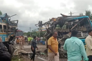 Six Killed and 28 Injured in Head-on Collision Between Two Buses in Tamil Nadu