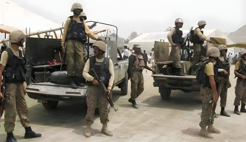 six pakistani soldiers including a captain killed in clash with militants Six Pakistani Soldiers, Including a Captain Killed in Clash with Militants