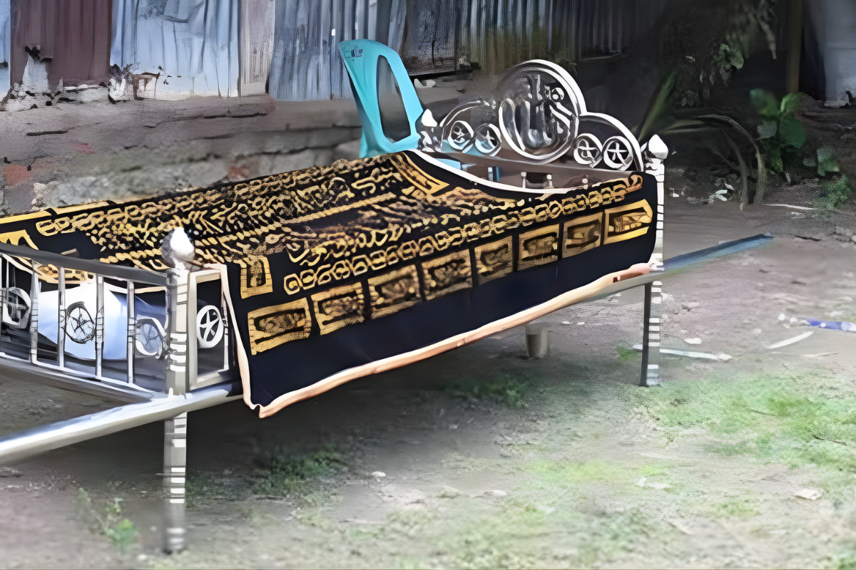 Son keeps father’s body outside home for 23 hours over property dispute