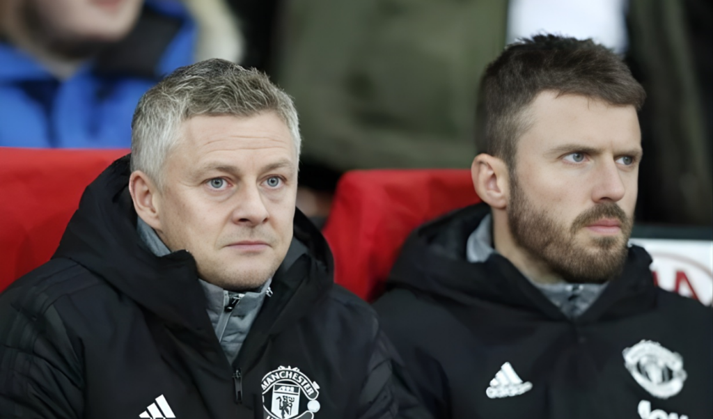 sources say manchester united is in talks with solskjr and carrick over a temporary role “Sources say Manchester United is in talks with Solskjær and Carrick over a temporary role.”