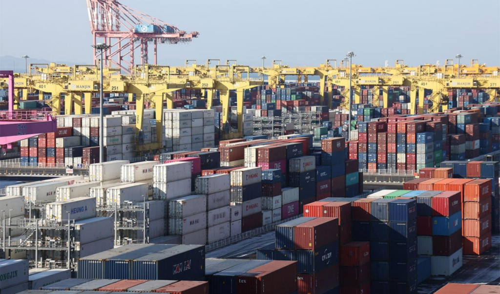 south korea sets record in ai chip exports South Korea Sets Record in AI Chip Exports