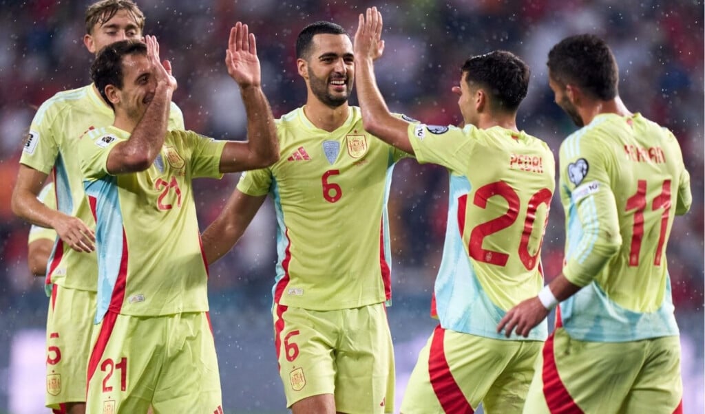 Spain on the Brink of World Cup Spot, Blocked Only by Mathematics 3 spain on the brink of world cup spot blocked only by mathematics Spain on the Brink of World Cup Spot, Blocked Only by Mathematics