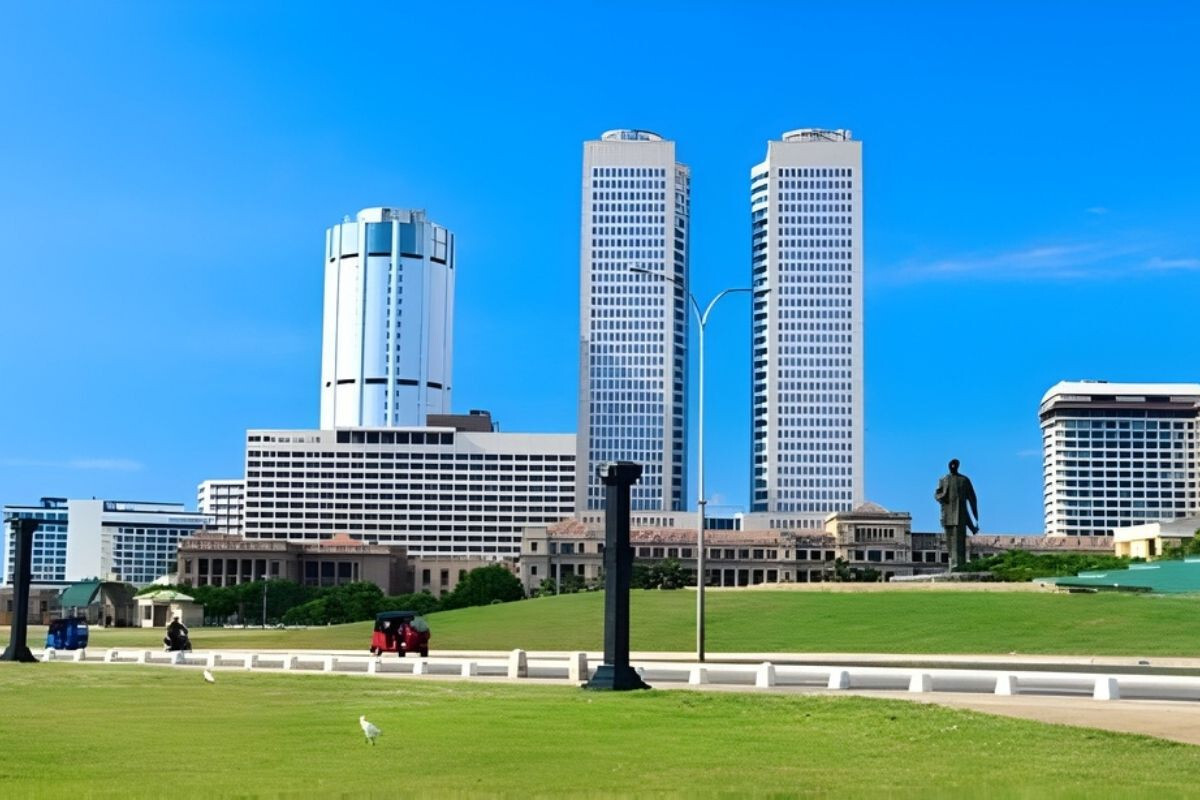 Sri Lankan Students to Receive Disaster Insurance Support