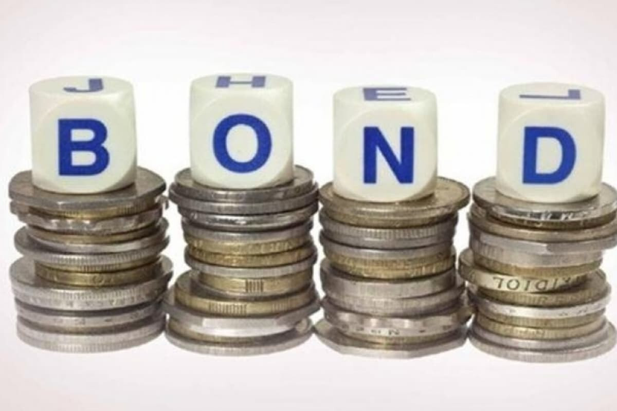 Stable Returns from Five-Year Government Bonds