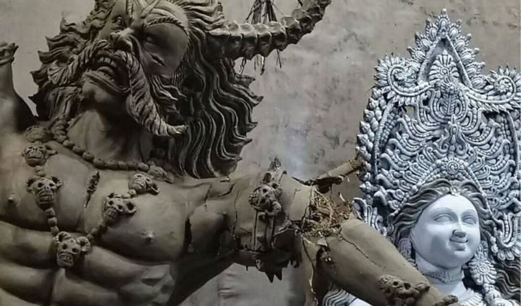 statue vandalism reported at temple in gazipur Statue Vandalism Reported at Temple in Gazipur
