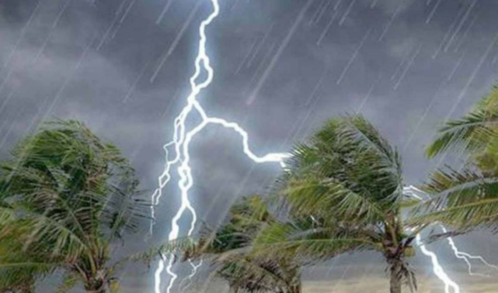 storm warnings issued for 12 districts including dhaka Storm Warnings Issued for 12 Districts Including Dhaka