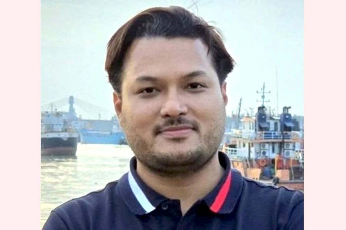 Student Advisers Sold Out July: Muntasir Mahmud