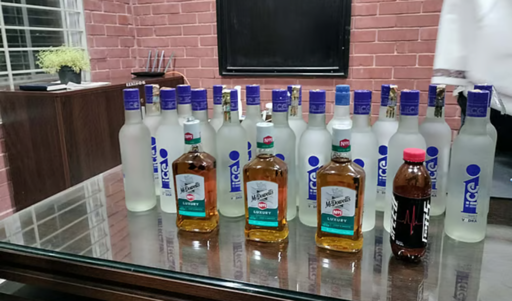 student suspended for one year after alcohol seizure at jahangirnagar university hall Student Suspended for One Year After Alcohol Seizure at Jahangirnagar University Hall