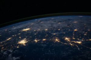 Taiwan Life Insurers Manage Middle East Risks