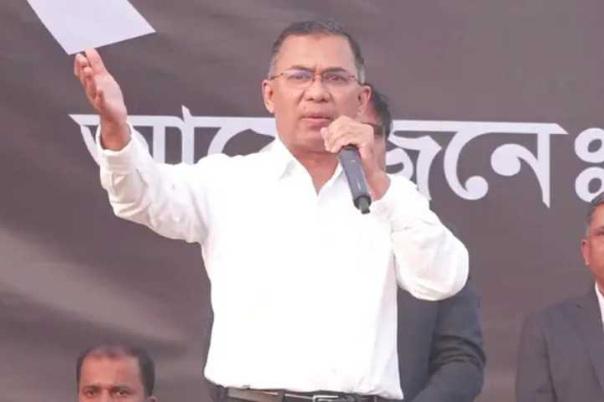 Tareq Promises Flats for Korail Residents