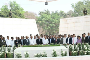 Tarique Rahman Honours National Heroes and Family Legacies