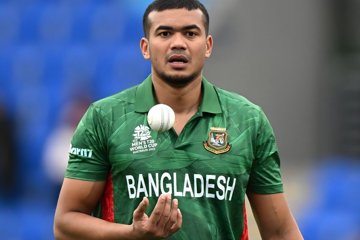 Tashkin Takes One Wicket, Capitals Lose