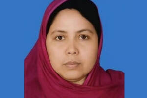 Teacher Injured by Sound Grenade at Teachers’ Rally Dies