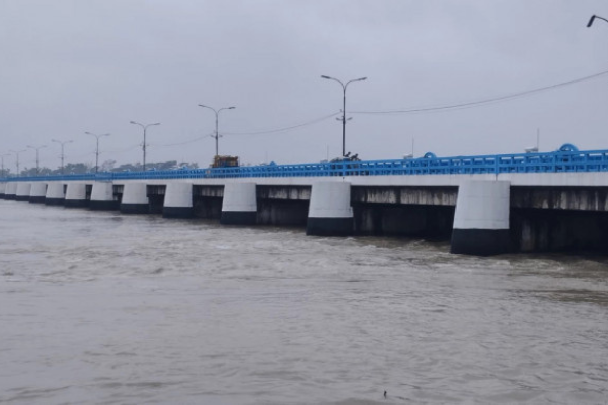 Teesta River Surpasses Danger Level, All 44 Barrage Gates Opened