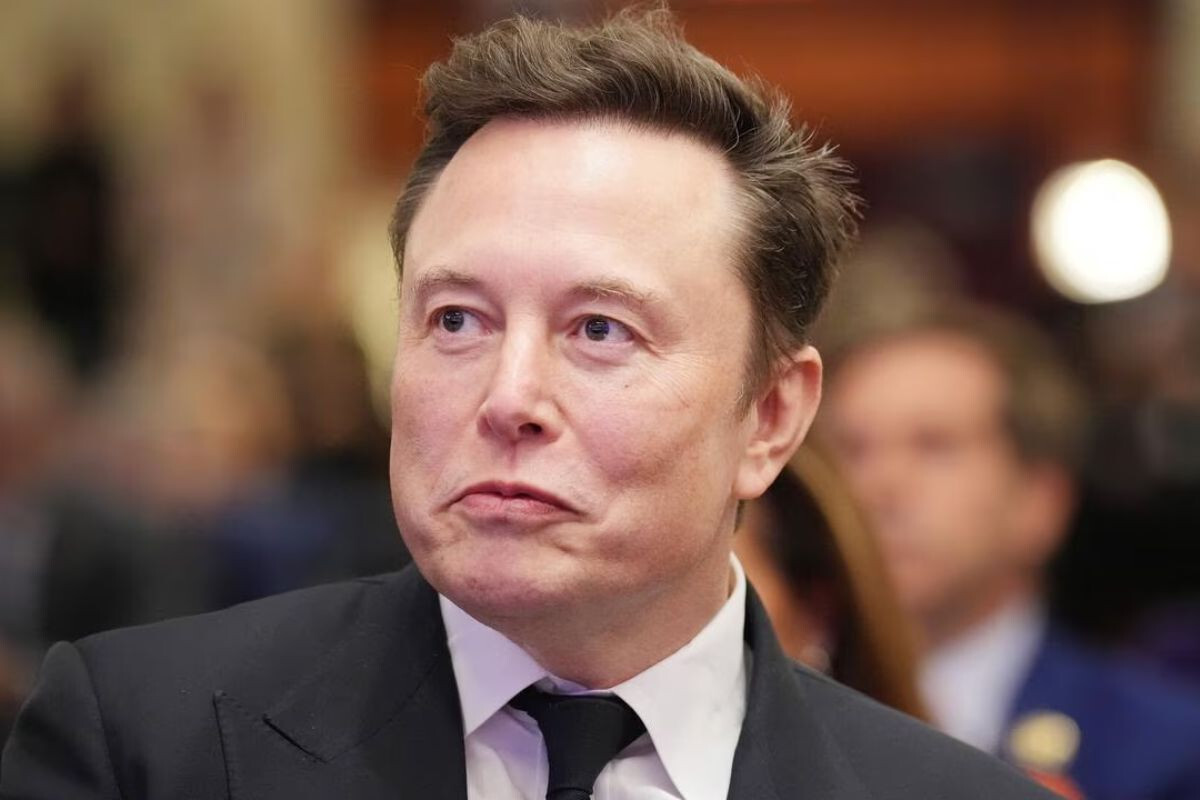 Tesla Shareholders to Vote on Elon Musk’s $1 Trillion Pay Package