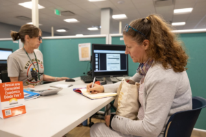 Texans Weigh Insurance Options as Premiums Rise and Subsidies Expire