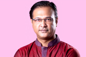 That Chair is for the Shameless: Singer Asif