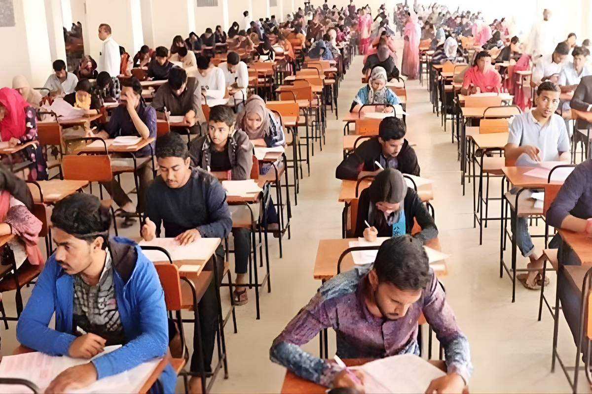 The Battle for University Admission Knocks — Over 700,000 Students Set to Compete