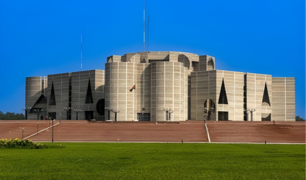 the president will administer the cabinet oath at 4 pm The President will administer the Cabinet oath at 4 p.m
