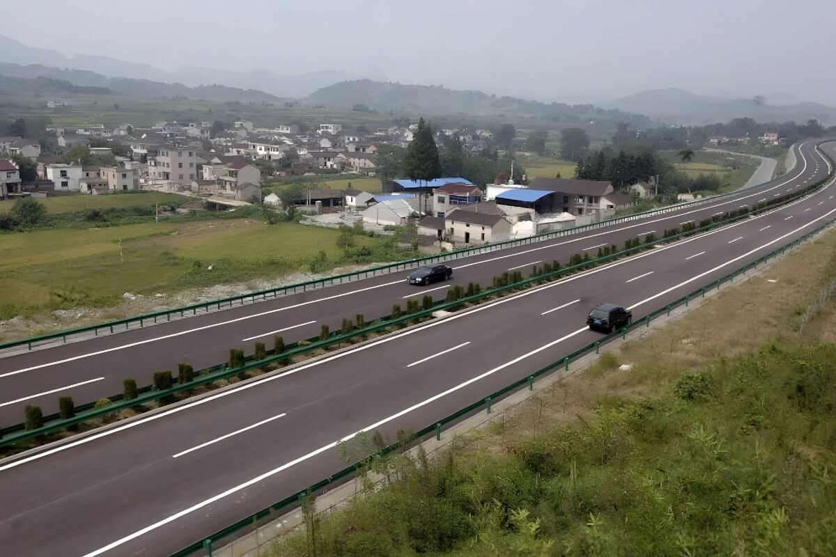 The world’s longest tunnel has opened in China