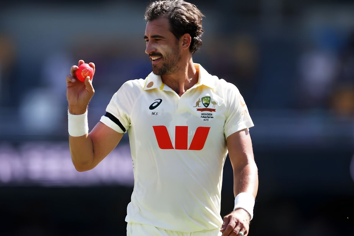 The year ends with Mitchell Stark’s new world record