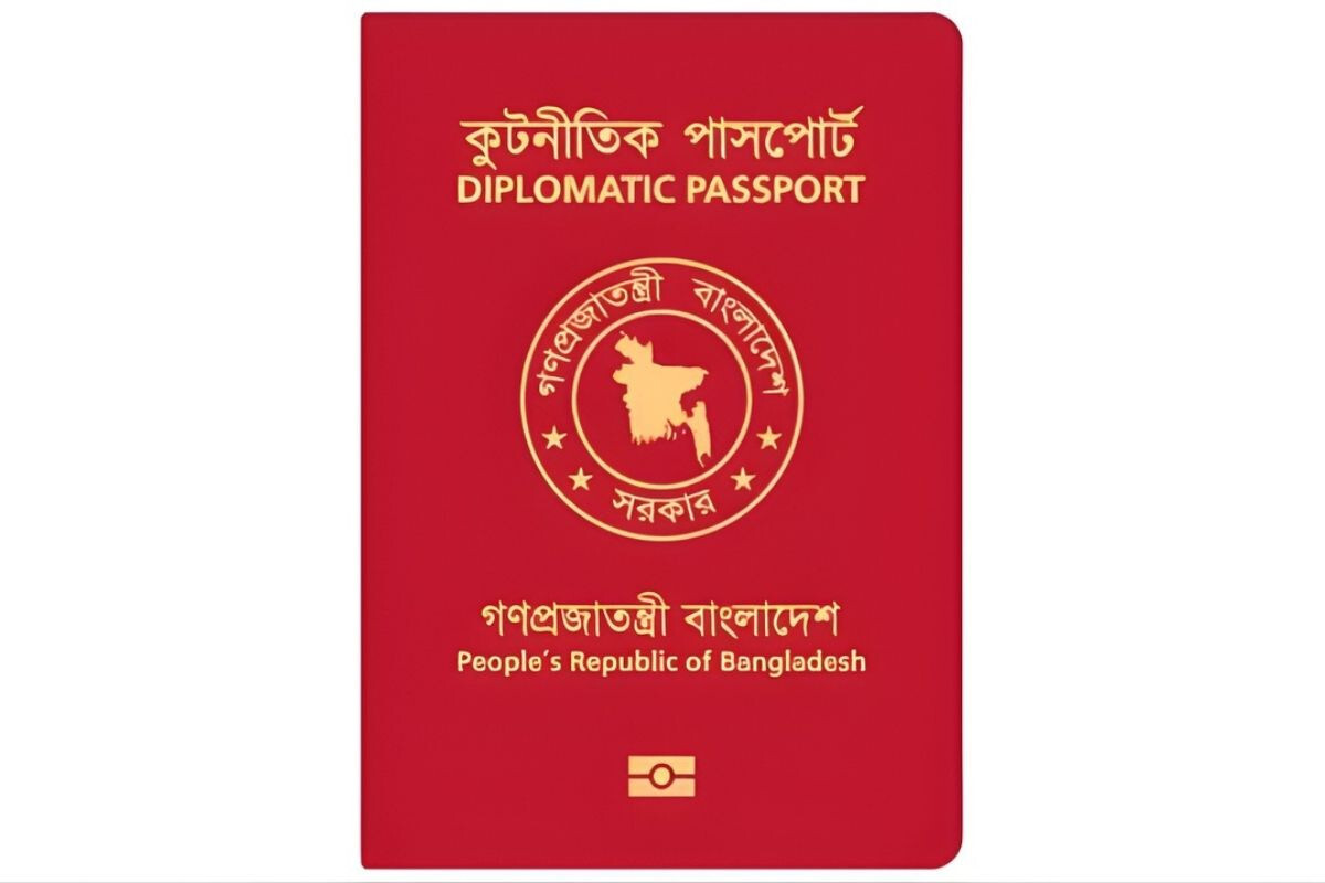 Thirteen advisers have submitted their red passports.