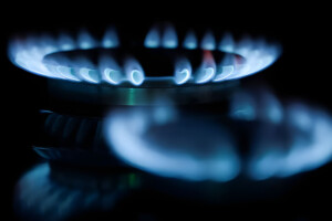 Thousands Stranded After Residents Block Highway Over Gas Outage!