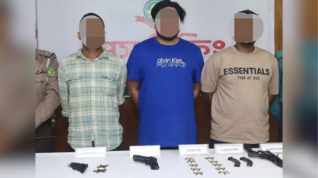 three aides to fugitive kingpin sajjad arrested Three Aides to Fugitive Kingpin Sajjad Arrested